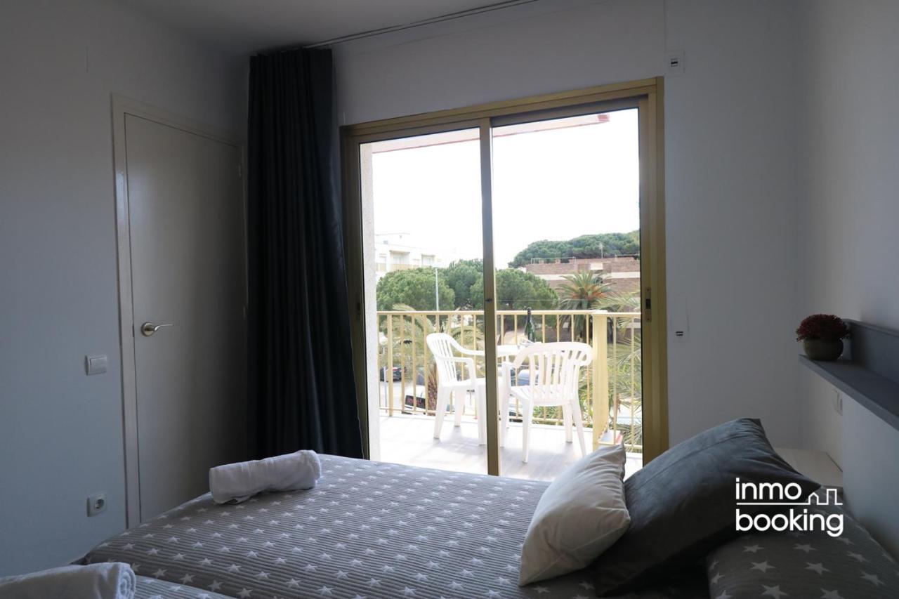 Inmobooking Pins II Essence Holyday كامبريلس المظهر الخارجي الصورة